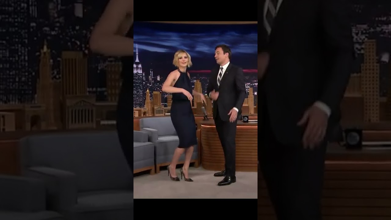 Jennifer Lawrence ask JLo to dance with her 😂 #shorts #jenniferlawrence