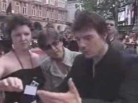 Tom Cruise pissed off!