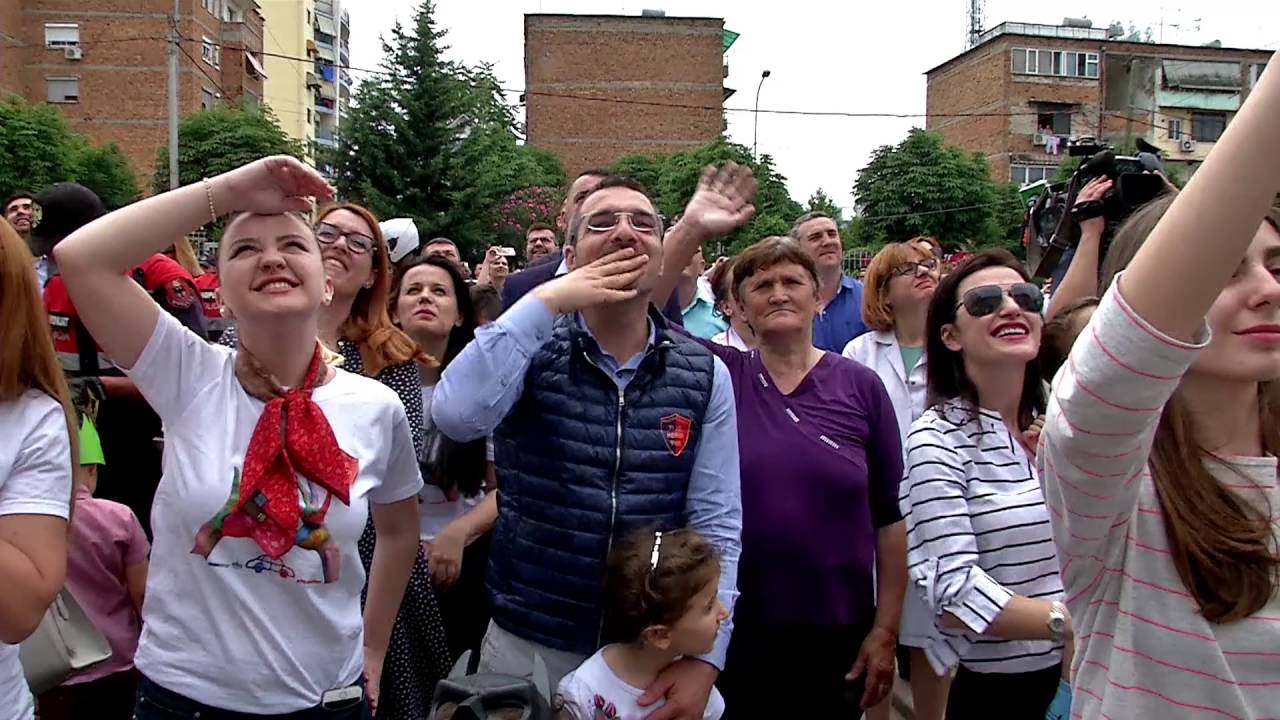 Ti je heroi yne - Super-heronjtë e Policisë, surprizë fëmijëve tek Pediatria