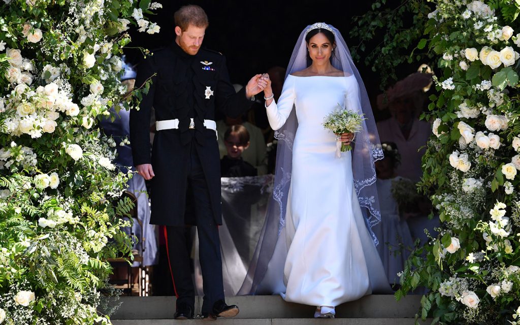 meghan markle wedding dress anna wintour ftr