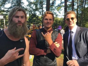 Mark Ruffalo Reveals Image Showing Chris Hemsworth Sleeping on the Endgame Set