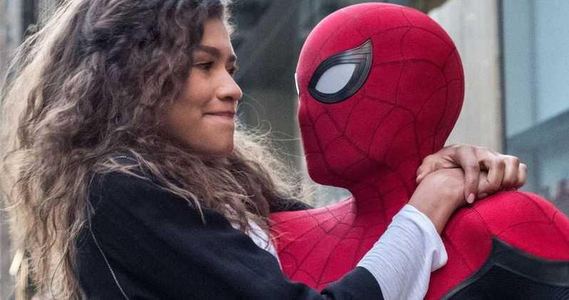 New Spiderman: Revealing Origin of this Red-and-Black Costume, Far From Home Trailer Leaks