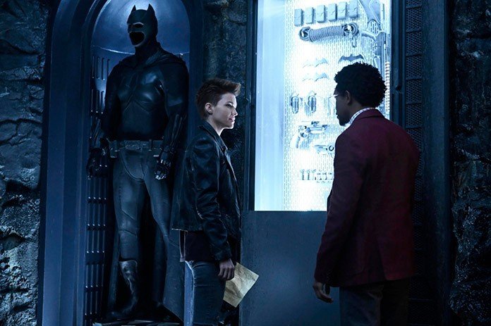 Arrowverse Batman Suit