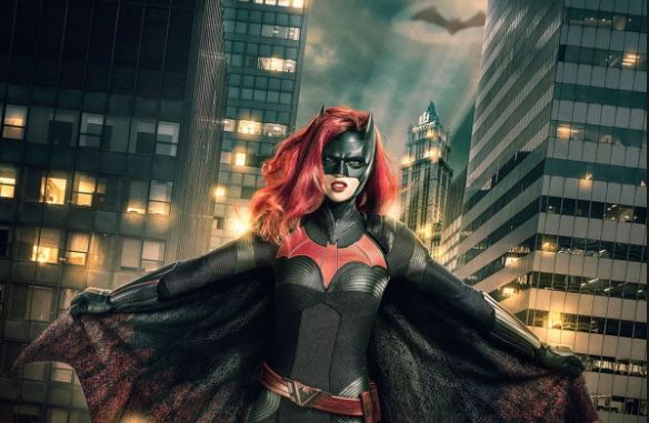 Batwoman Trailer Reveals First Look at Red Alice
