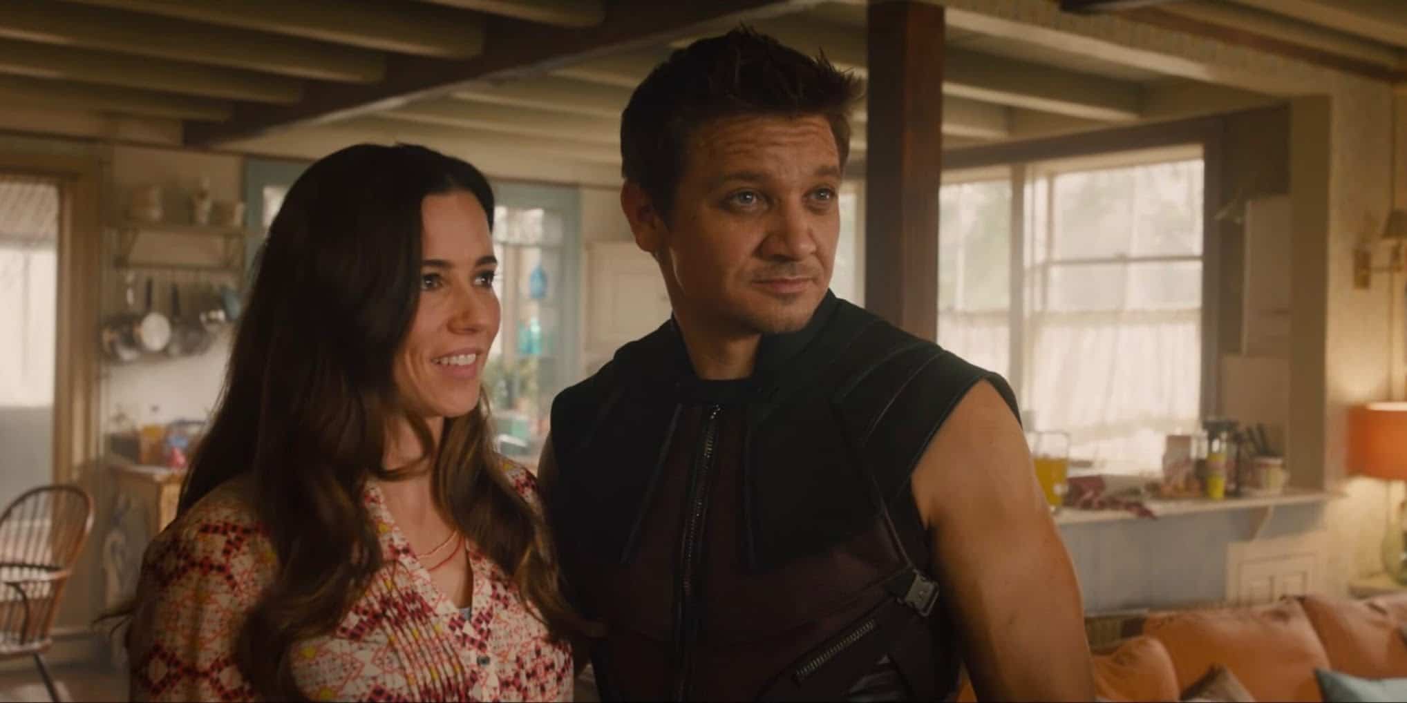 Infinity War writers talk about why having Hawkeye in the movie wouldn't have worked. Pic courtesy: dailydot.com