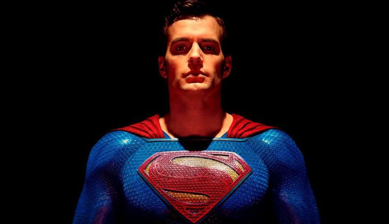 Henry Cavill's New Instagram Photo Channels Superman
