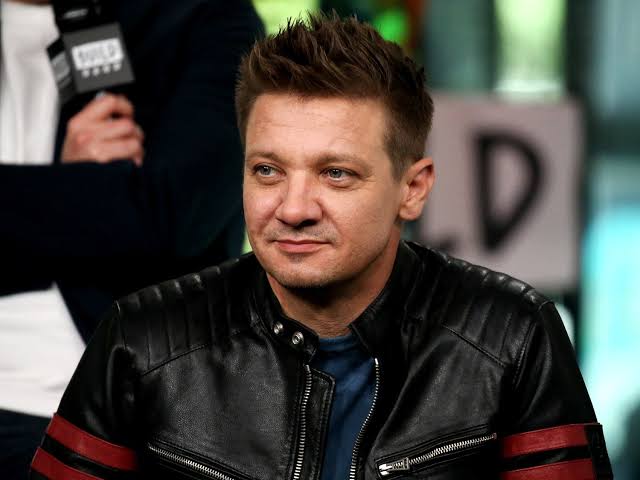The Jeremy Renner App Experience Allows Users To Choose Their Own Hawkeye Adventure