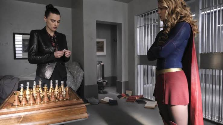 Lena Luthor looks all ready to inflict some serious hurt on Supergirl no matter how much she deludes herself. Pic courtesy: denofgeek.com