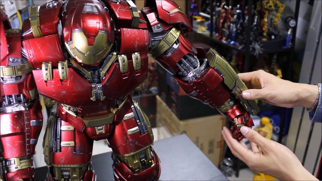 hulkbuster toy 2