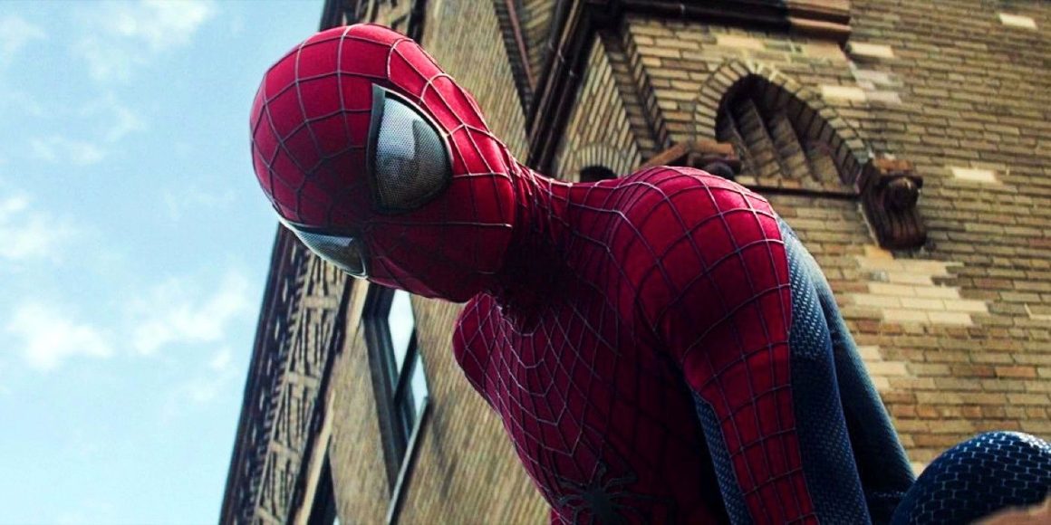 Andrew Garfield In Spider Man The Secret Messages In His Costume - hitid49