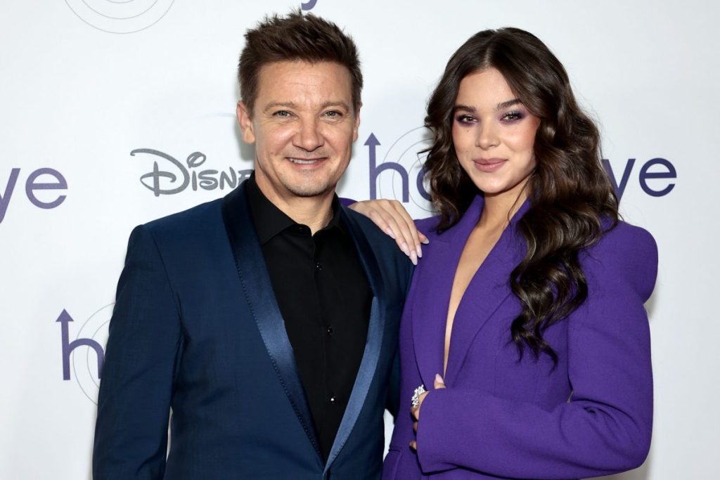 Jeremy Renner and Hailee Steinfeld