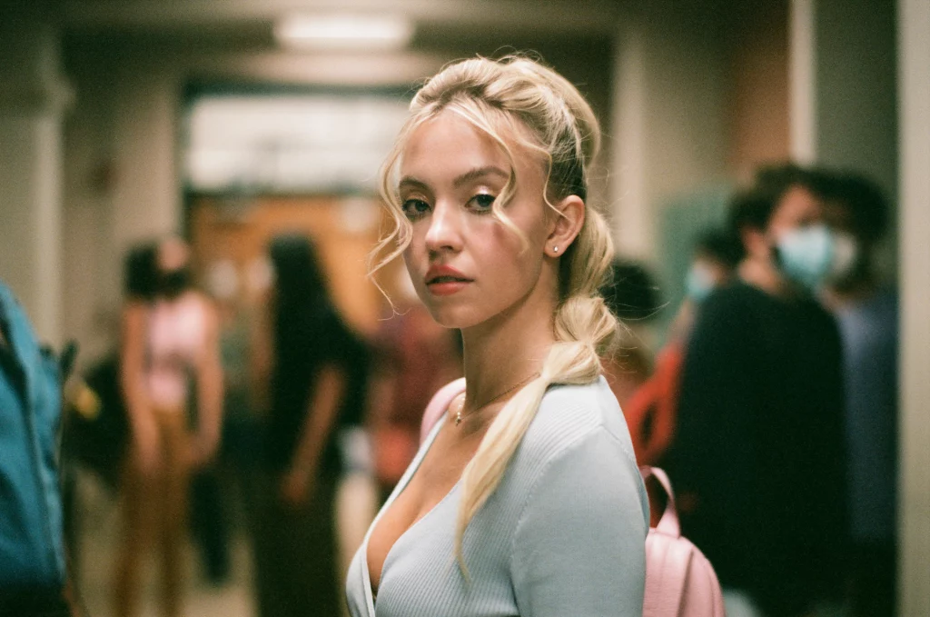 Sydney Sweeney as Cassie Howard