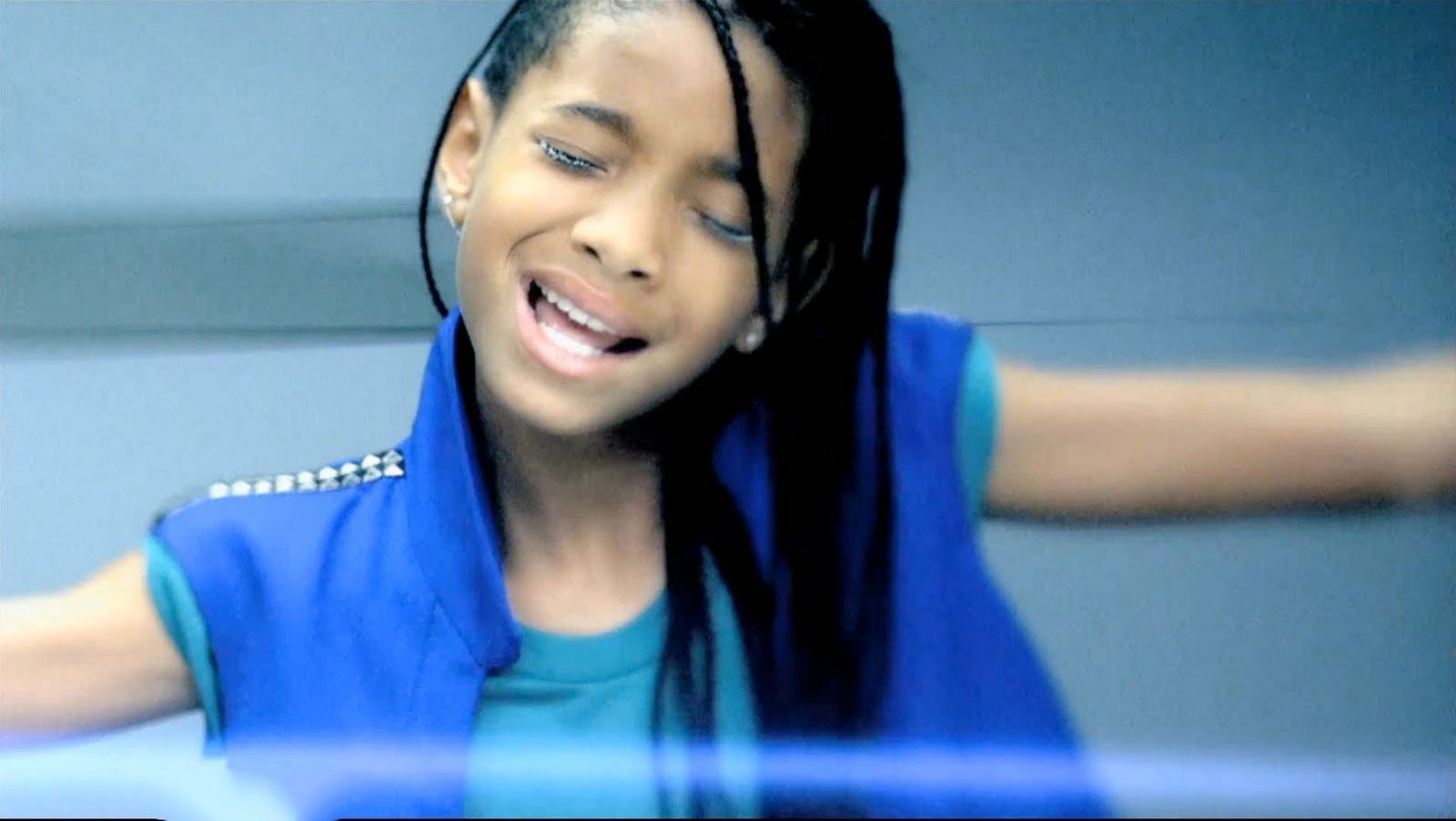 Willow Smith was forced to do hit song whip my hair by parents jada and will smith