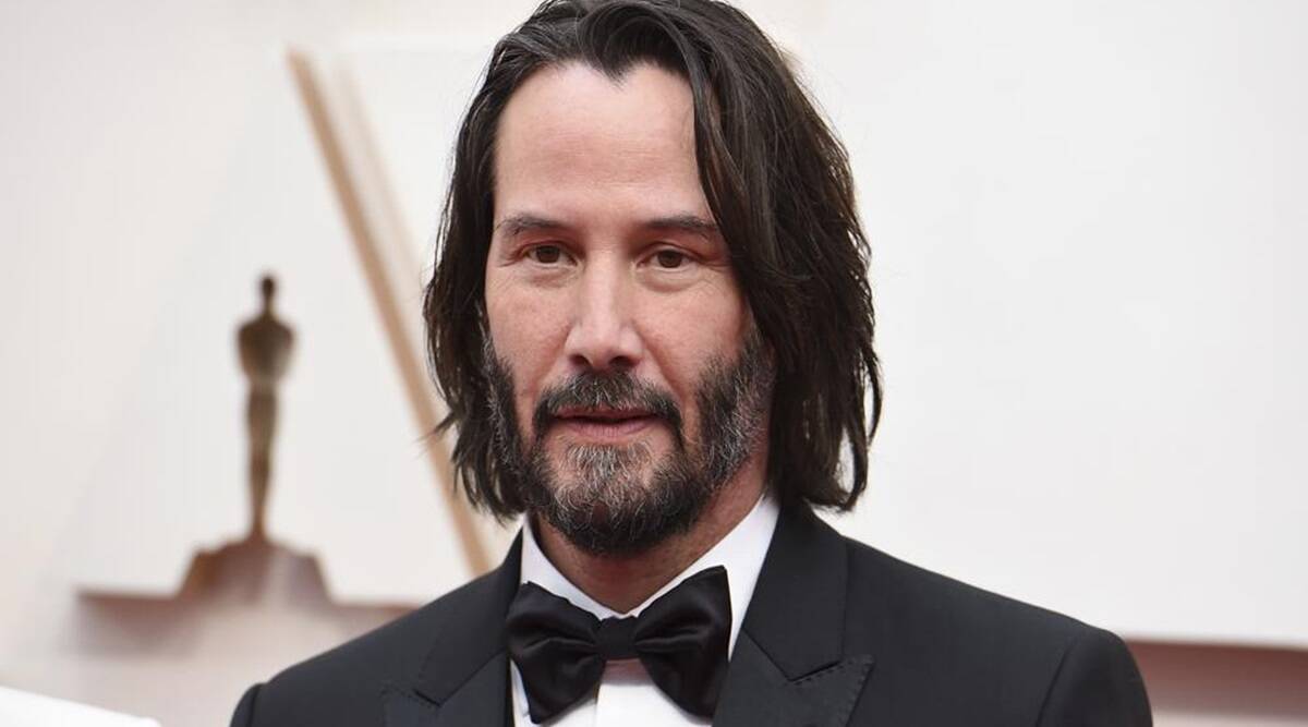 Keanu Reeves in Oscar red carpet