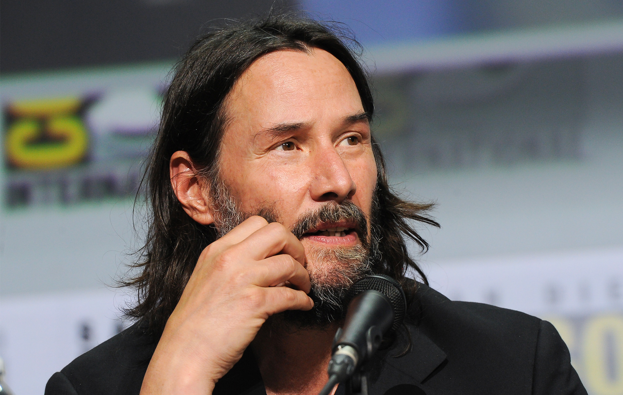 Keanu Reeves Reveals Why He Does Not Have Any Social Media Accounts Despite  His Massive Fan Following: I dont really have anything to say about  anything