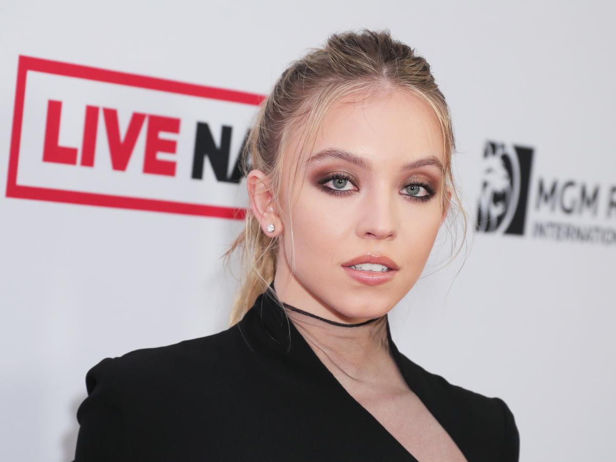 Sydney Sweeney says her boobs made her feel ostracised and embarrassed  as a teen - PopBuzz