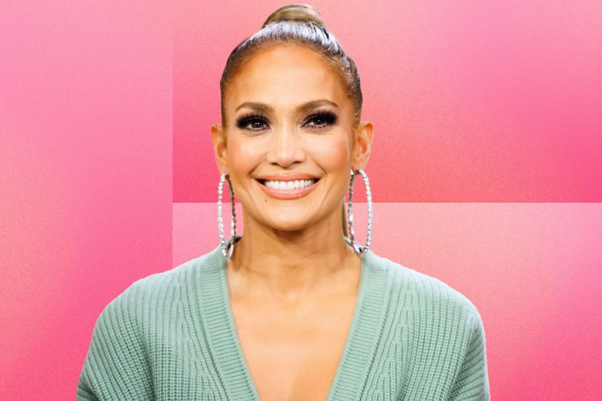 Jennifer Lopez Stripped in Public For Alex Rodriguez’s Birthday, Wanted ...