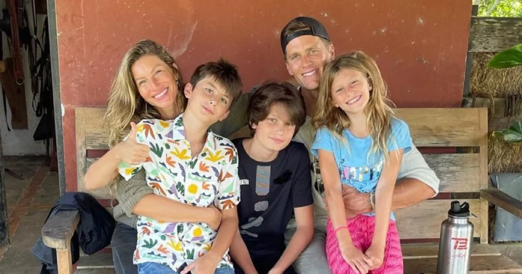 Gisele and Tom Brady with their kids