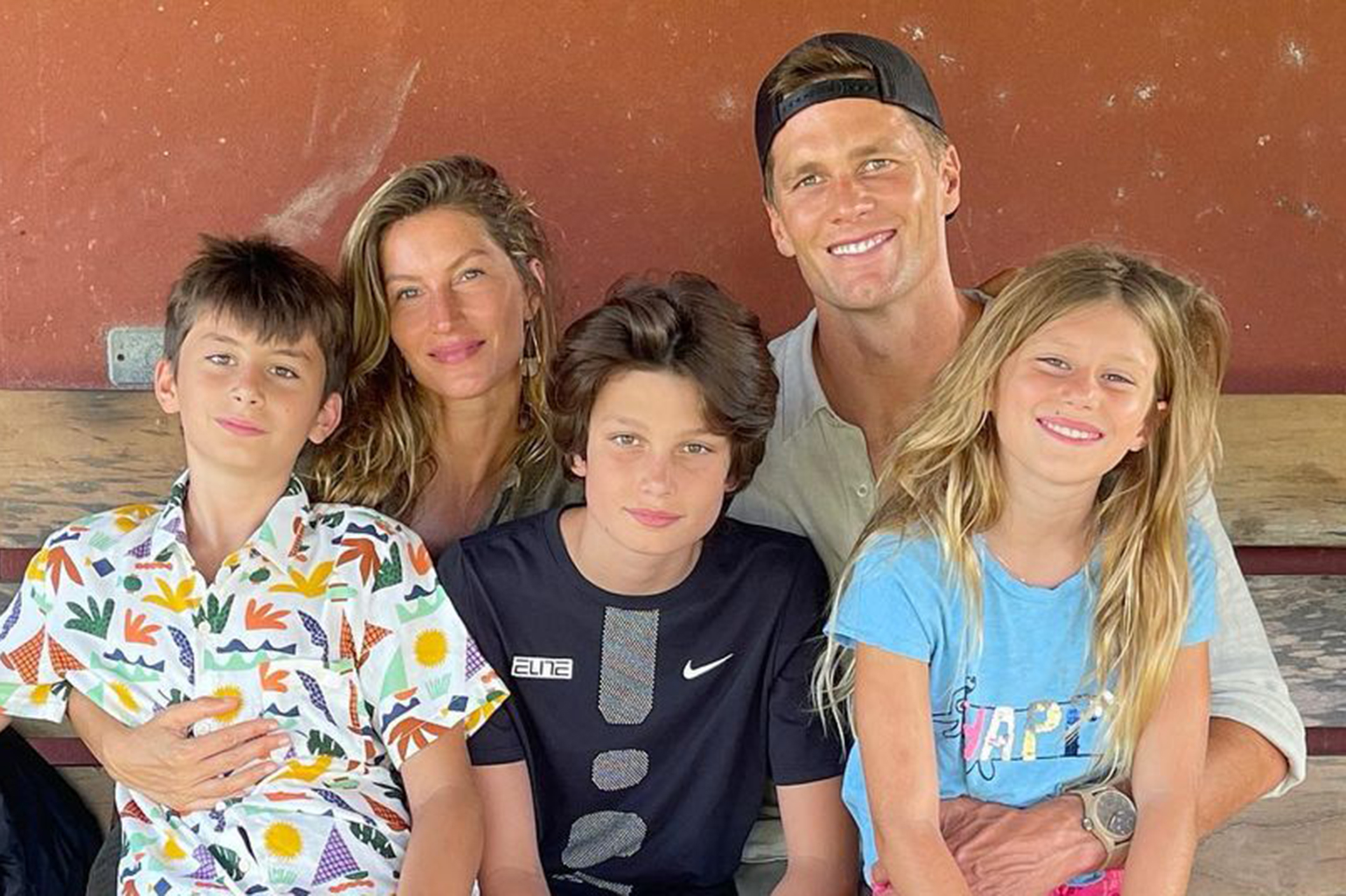 Tom Brady and Gisele Bundchen with their kids