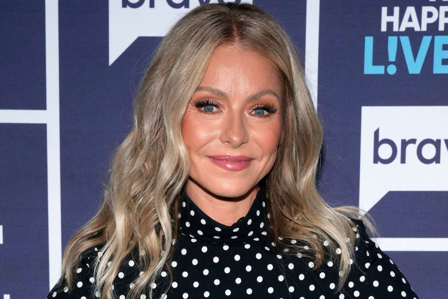 “I was so mean to them” Kelly Ripa Yelled at Kids For Their Heartfelt 50th Birthday Gift, Felt