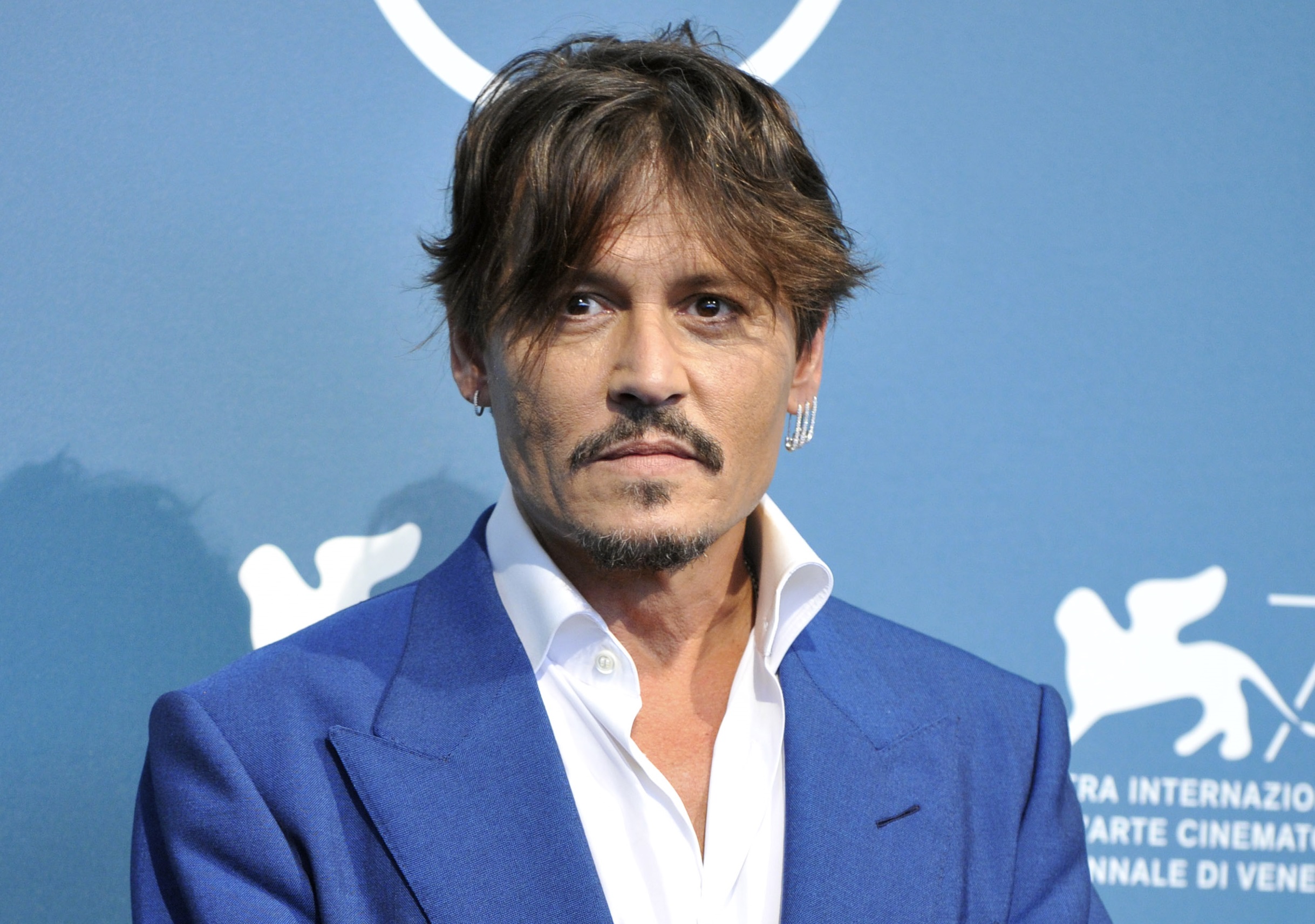 "My mother was quite unpredictable": Johnny Depp Revealed His "Cruel" Mom Betty Sue Palmer Made Him Think Childhood Trauma Was Normal 1 Johnny Depp