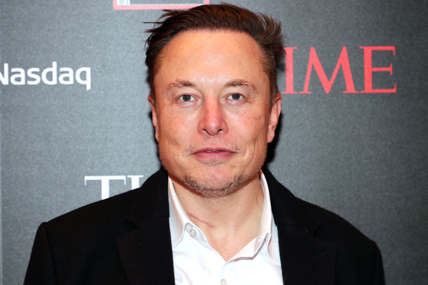 "Don't ever tweet to Taylor again": "Creep" Elon Musk Angers Taylor Swift's Fans After Suspicious Tweet About the Pop Star 4 Elon Musk