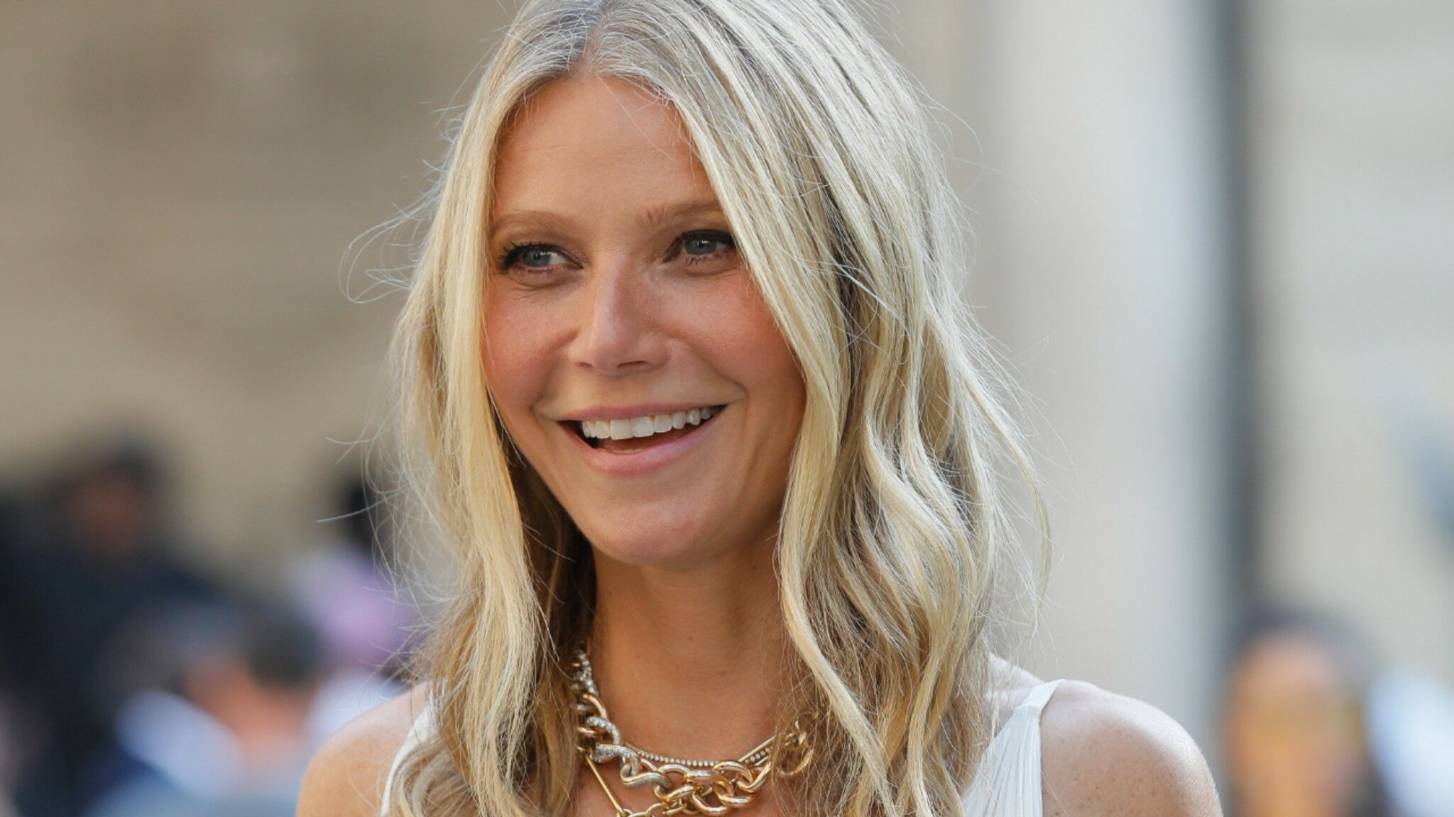 “i Would Not Say We Are Good Friends” Gwyneth Paltrow Denies Shes Inspired By Taylor Swift 