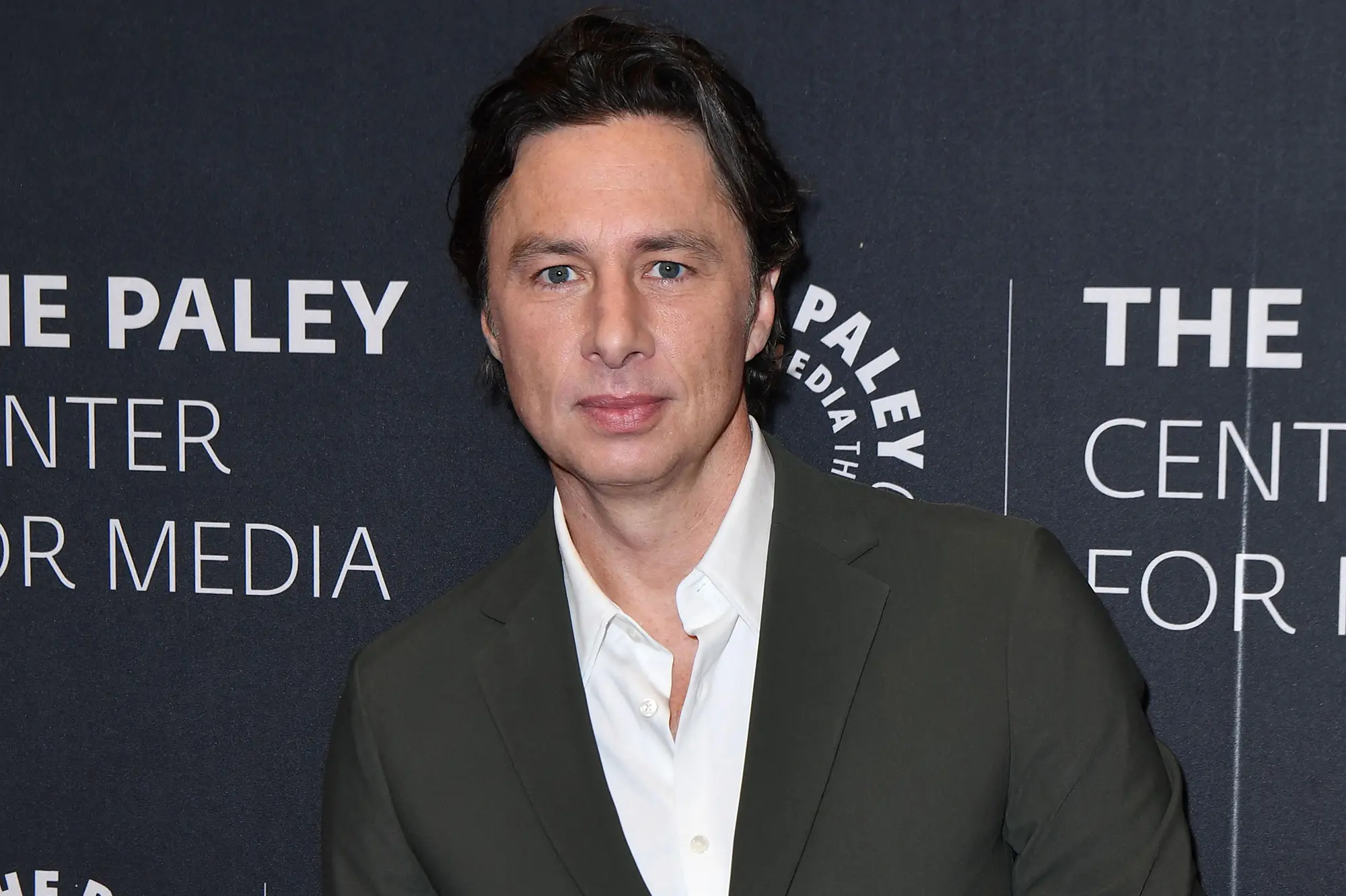 zach-braff-net-worth-how-much-money-has-florence-pugh-s-ex-boyfriend