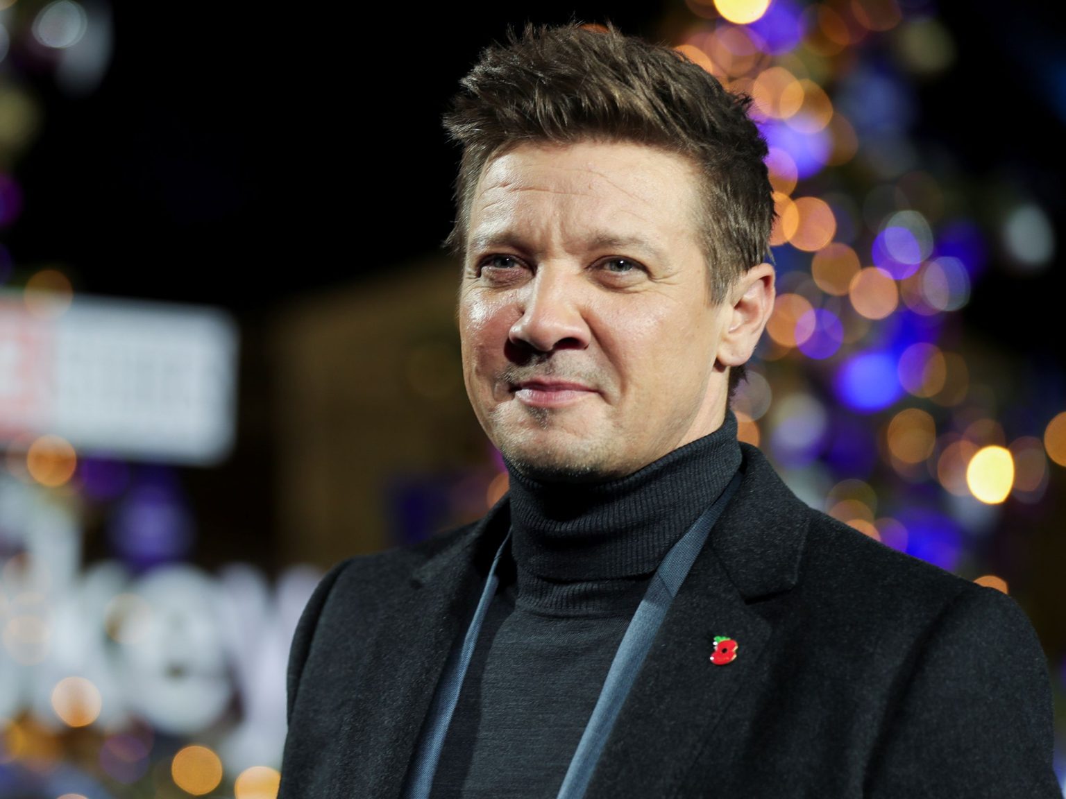 Jeremy Renner's Roommate Kristoffer Winters Reveals Ex-Wife Blackmailed ...