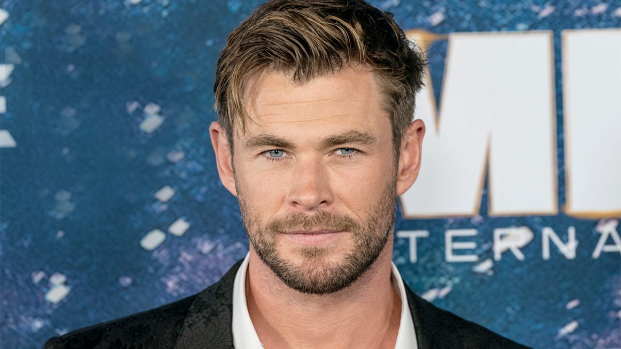 Marvel's Powerhouse Chris Hemsworth Reportedly Considering Retirement ...