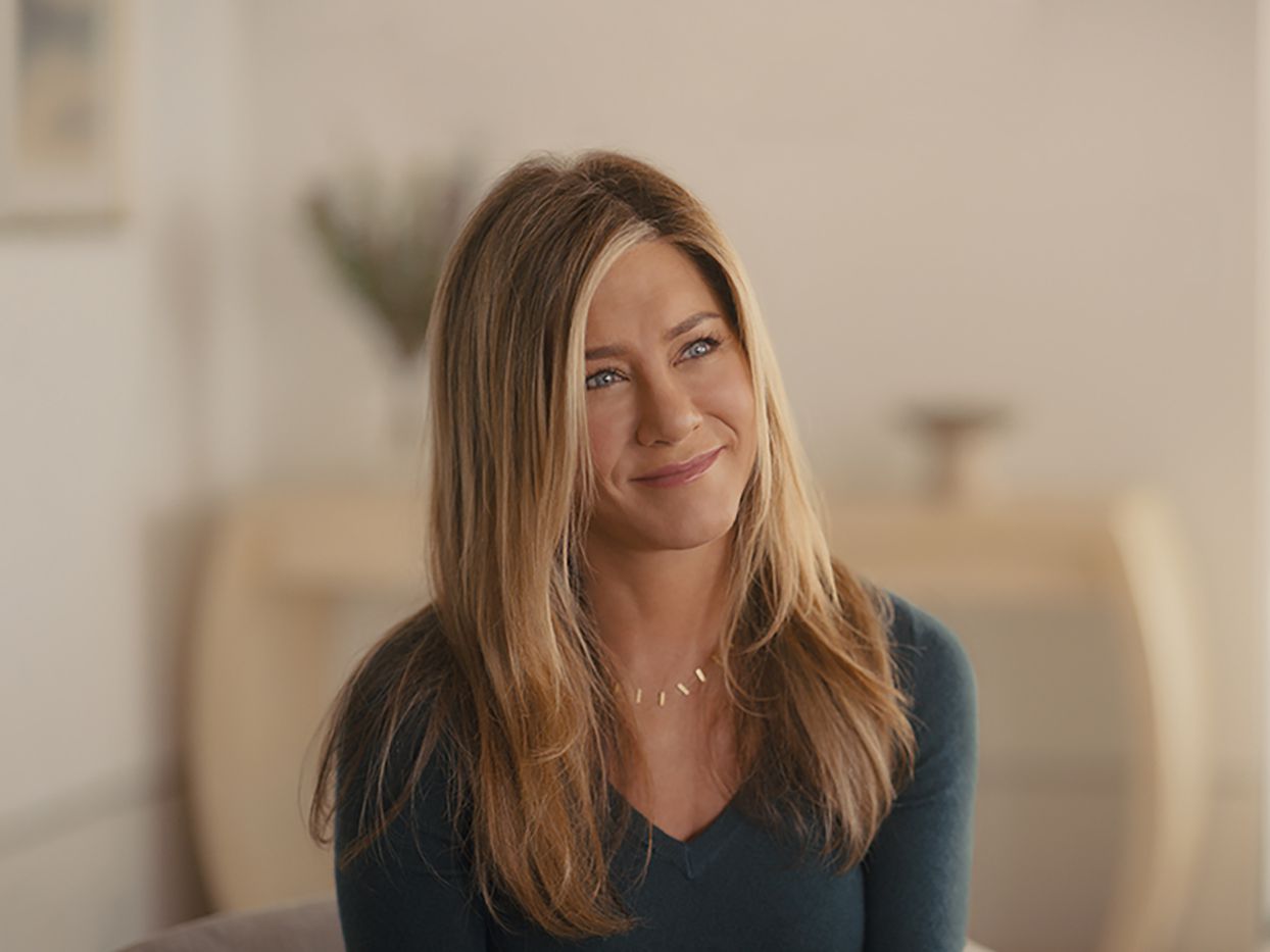 Jennifer Aniston's Confession About Her Skincare Routine, FRIENDS star Credits Collagen Supplements For Her Evergreen Beauty 2 Jennifer Aniston