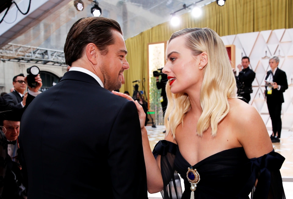 Margot Robbie and Leonardo DiCaprio