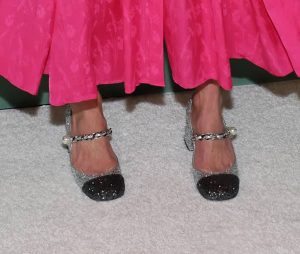 Kelly Ripa Wears $1100 Pumps to 'Power of Women' Event, Steals the Show ...