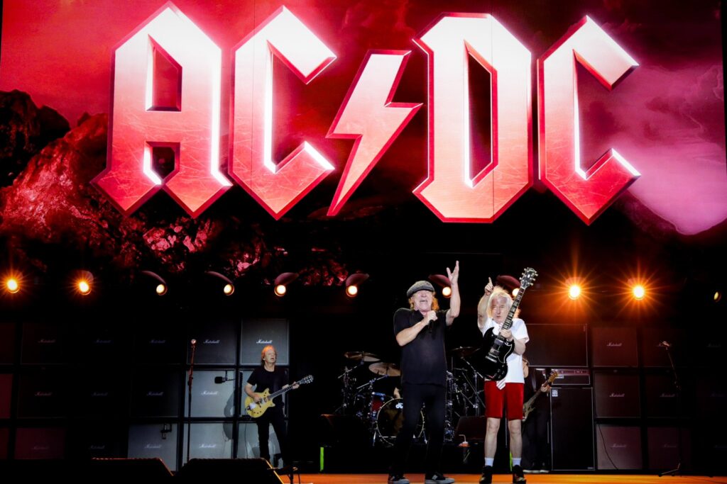 AC/DC