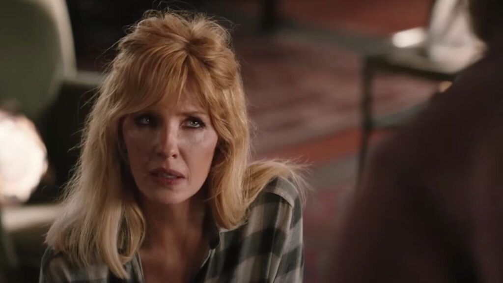 Kelly Reilly in Yellowstone